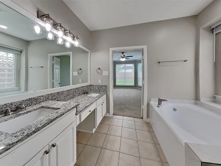 6714 Village Bridge Dr — Photo 9