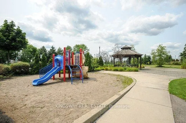 2585 Erin Centre Blvd #206 — Photo 18
