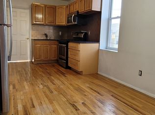 100 Maple St #3, Weehawken, NJ 07086