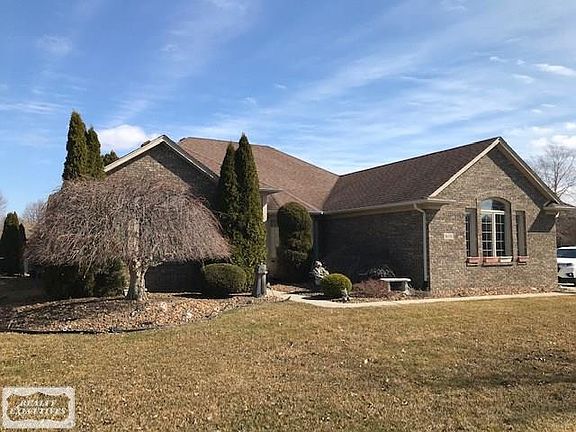 2nd image of 36455 Saint Clair Dr