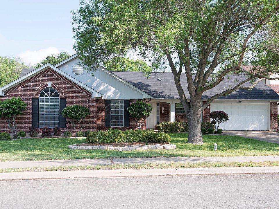 1st image of 1704 Sylvia Ln