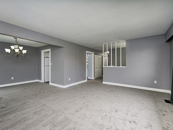 3rd image of 817 Wren Pl