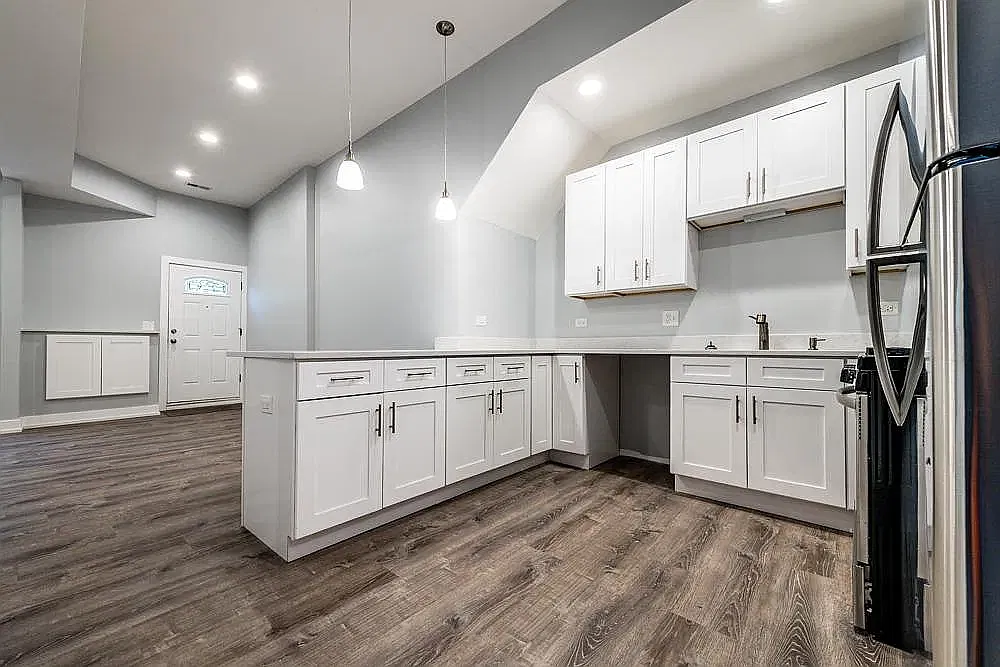 3579 W McLean Ave — Photo 1