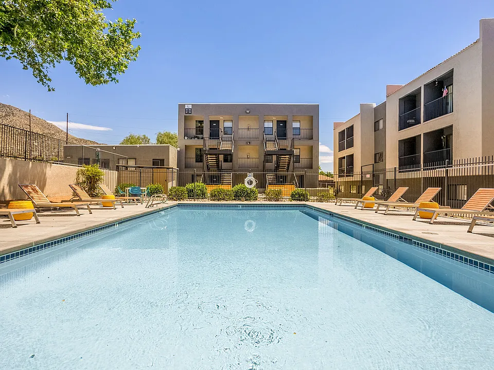 Copper Hills apartments community photo