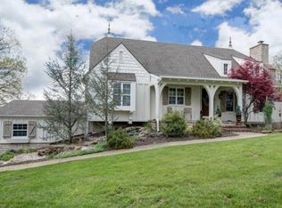 352 E River Bluff Dr, Ozark, MO 65721