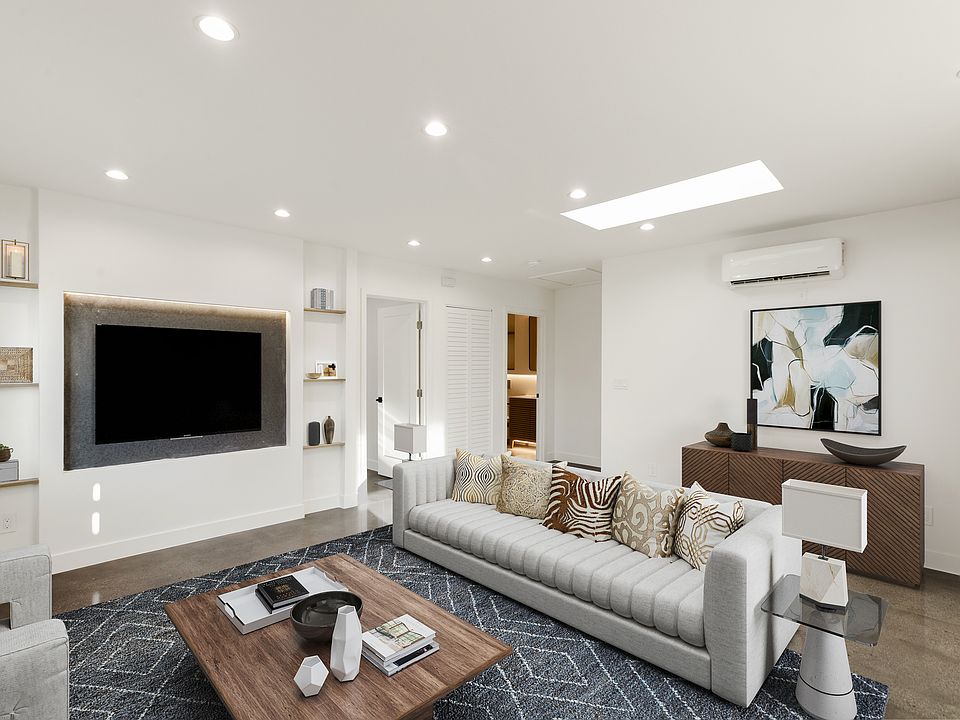 1st image of 23021 Cohasset St #23021