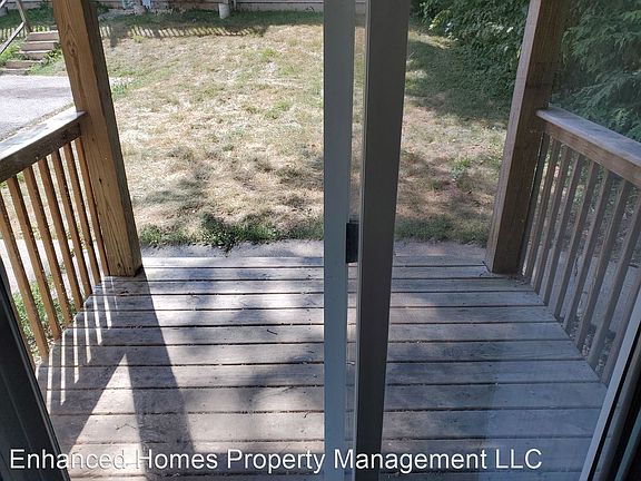 2nd image of 3117 Schuetzen Ln APT 2