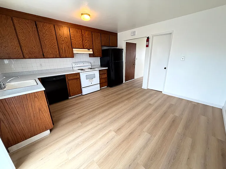 814 Orchard Ave — Photo 21