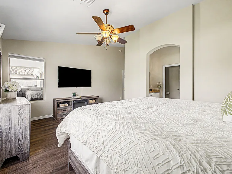 10202 E Juanita Ave — Photo 13