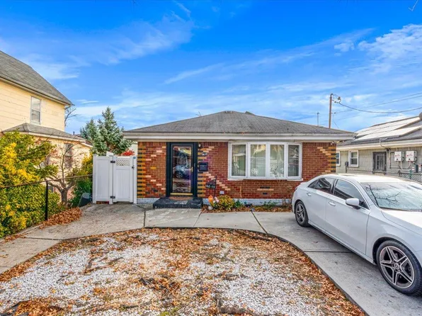 146-19 222 Street, Jamaica, NY 11413