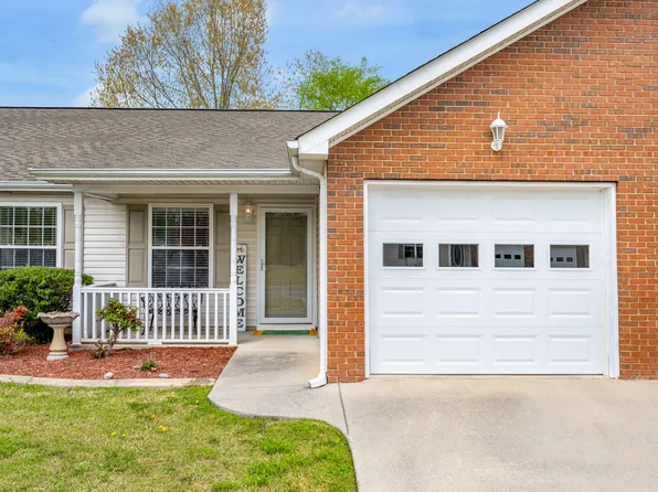 251 Flagstone Dr, Rossville, GA 30741