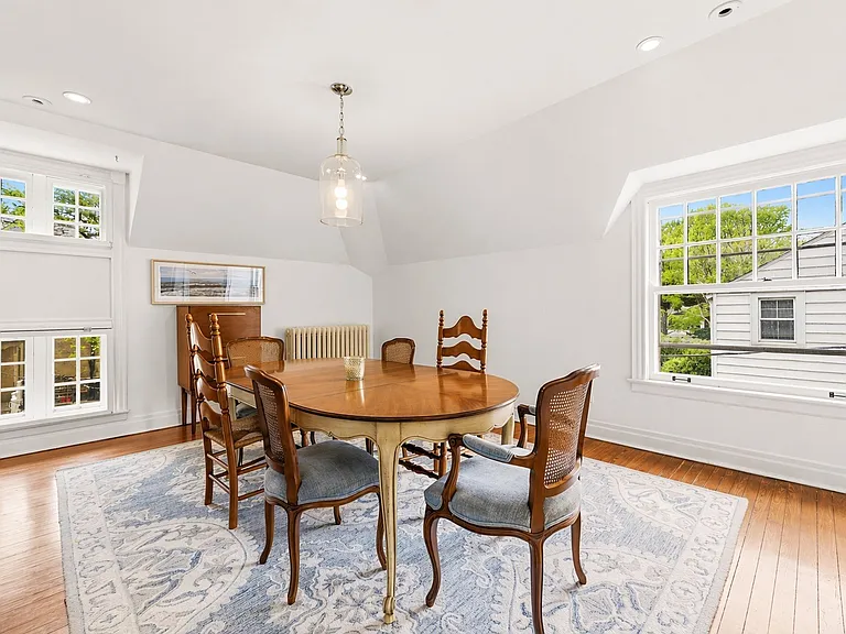 235 1/2 Greenwood St #CH — Photo 6