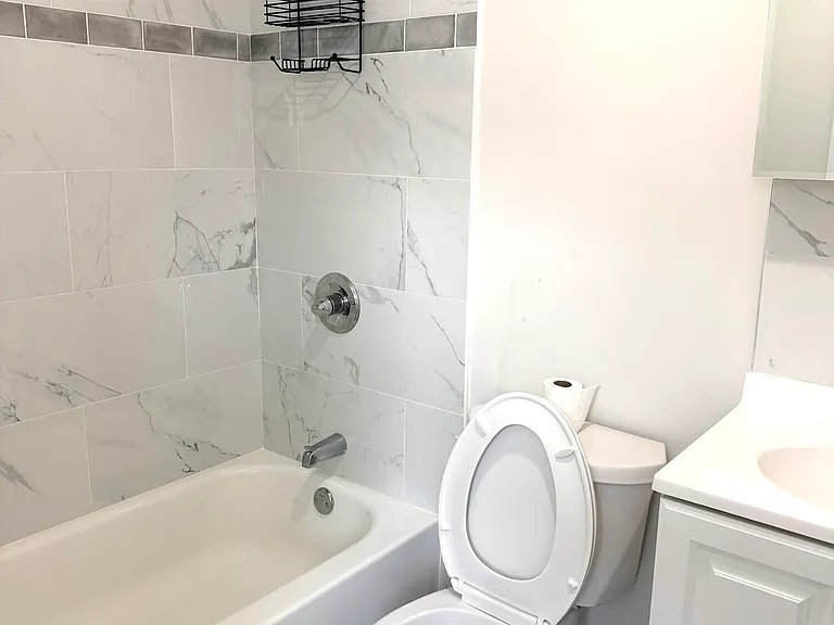 149 Vedder Ave #2 — Photo 6