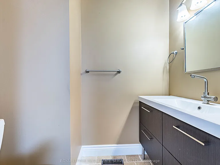 1855 Maple Ridge Dr #35 — Photo 34