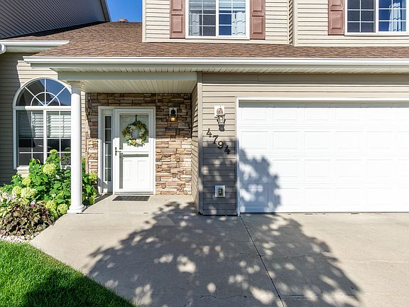 3rd image of 4794 Lynnbrook Ln