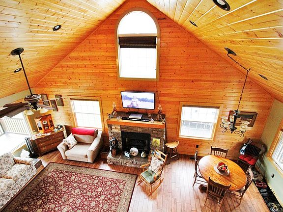 4th image of 210 Eagles Nest Dr