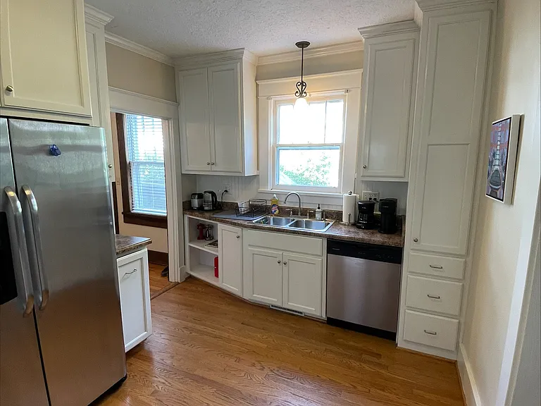 1829 McDowell St — Photo 9