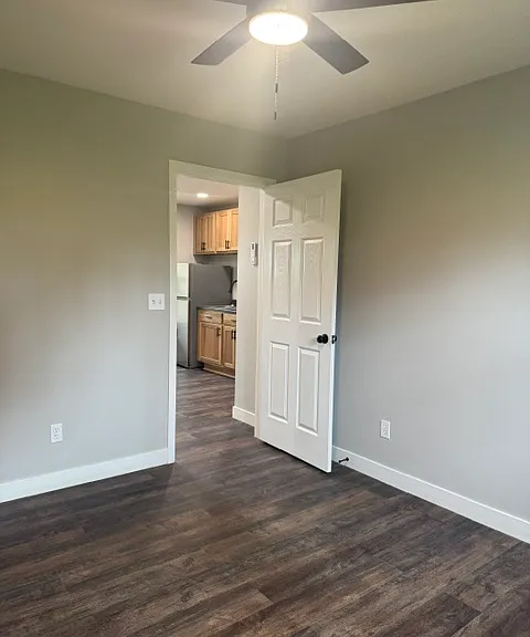 109 N Monroe St #B — Photo 12
