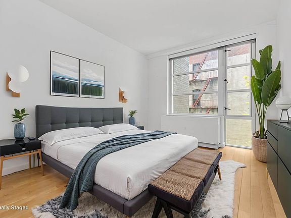 3rd image of 331 E Houston St APT 5D