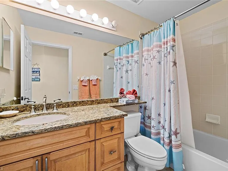 27190 Oakwood Lake Dr #102 — Photo 25