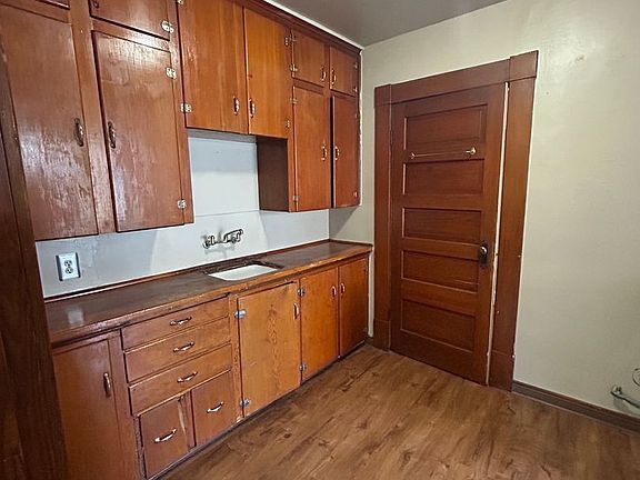 5th image of 428 SE Byers Ave