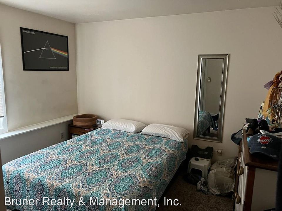 1st image of 1057 McKenna Blvd APT 6
