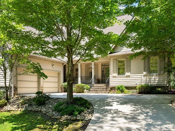 99 Painter Creek Rd, Travelers Rest, SC 29690