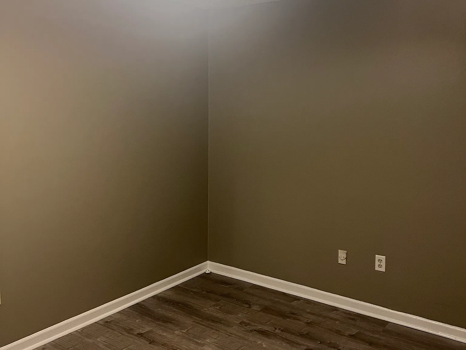 3 bed, 1100 sqft, $1,200 — Photo 4