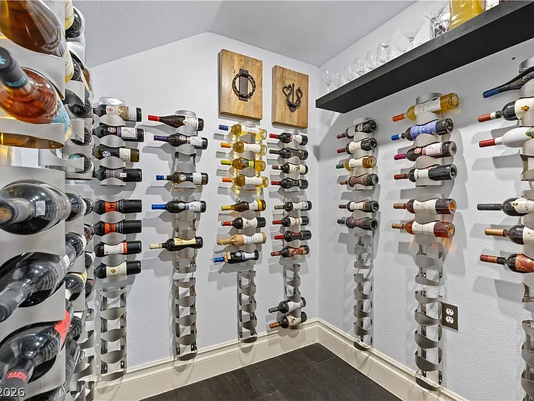 10212 Stone Briar Ct — Photo 44