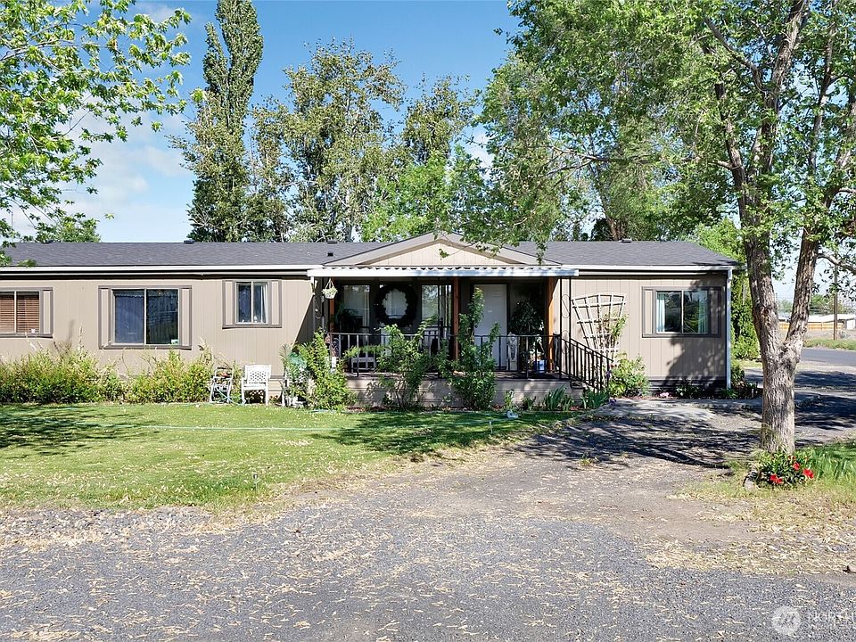 1st image of 4379 Jackie Drive NE
