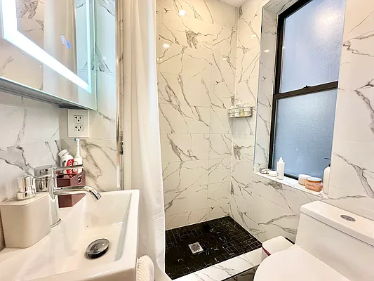 Rented by Brighton Management | media 12