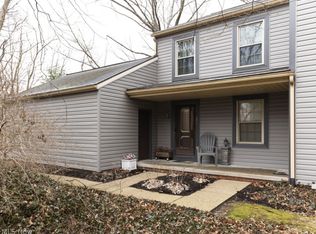 251 Perry Dr NW, Canton, OH 44708