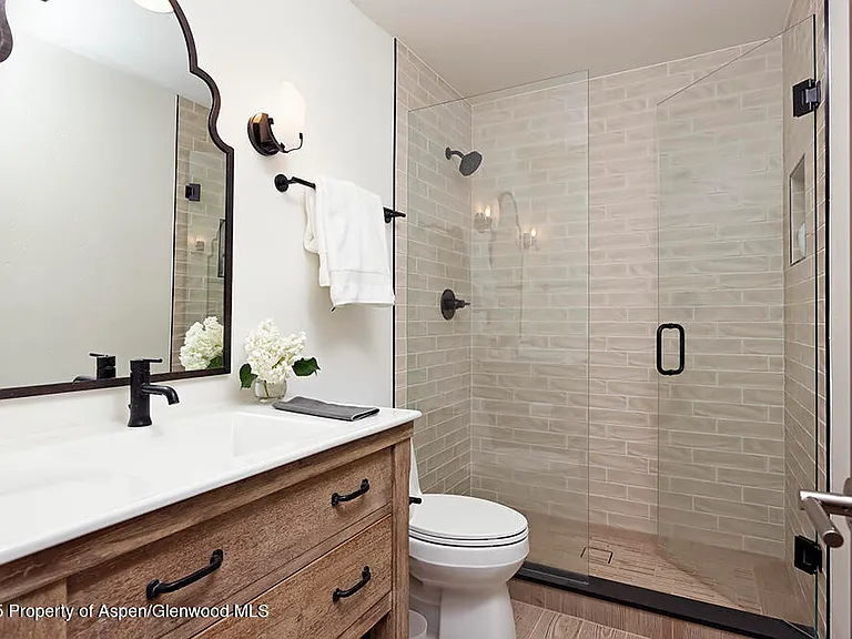 333 Faraway Rd — Photo 23