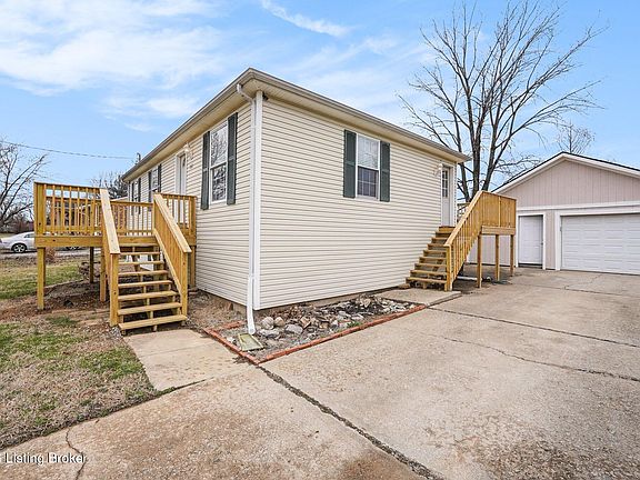 3rd image of 242 Kimberly Dr