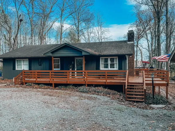 3641 Durham St, Burlington, NC 27217