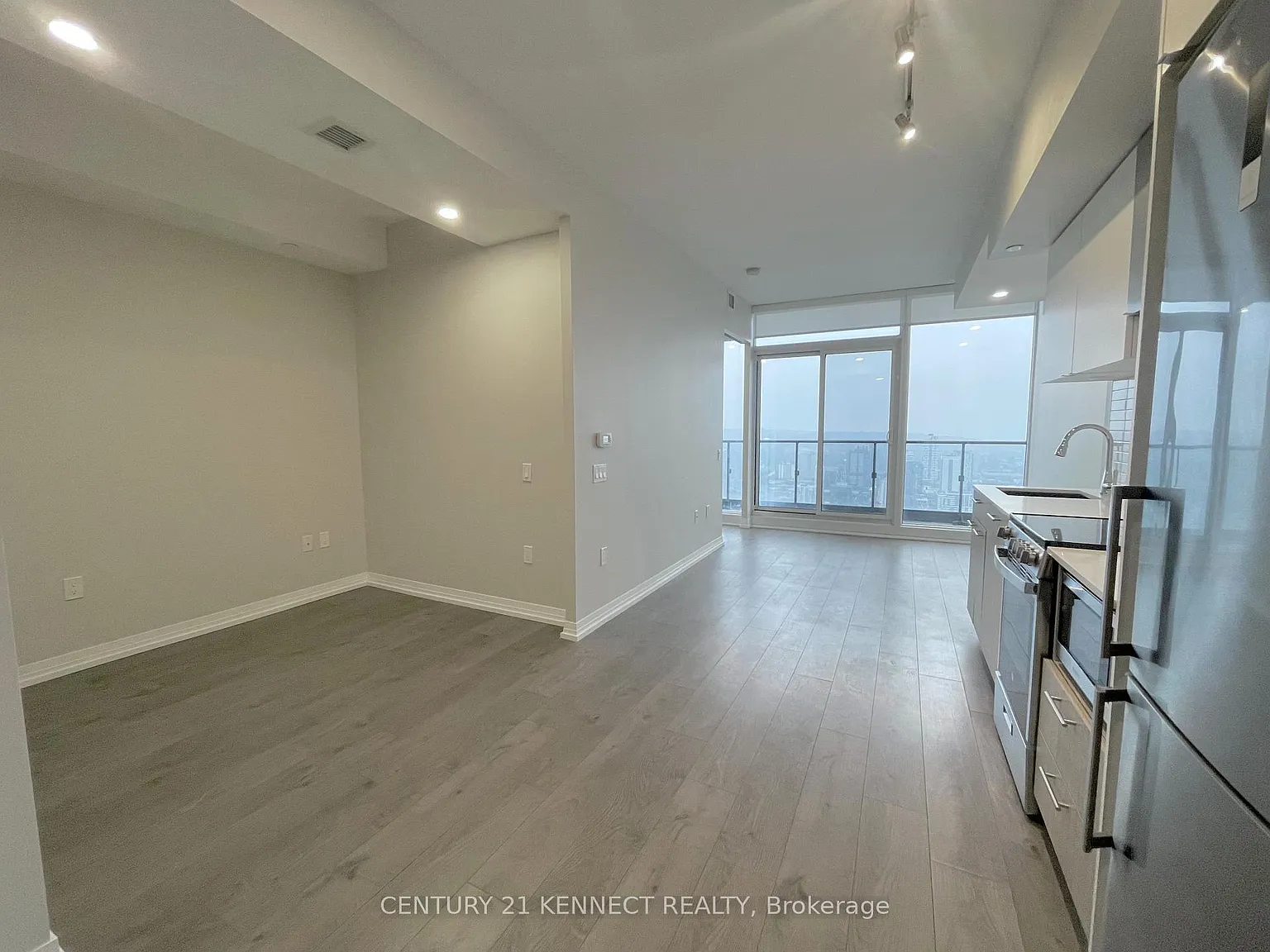 2 bed, $2,200 — Photo 3