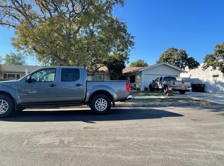 8963 McLennan Ave, North Hills, CA 91343