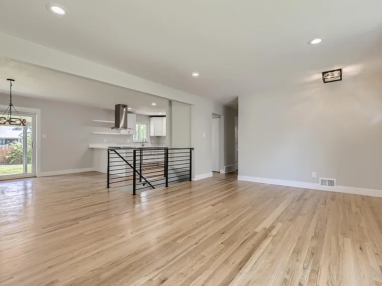 3064 S Winona Ct — Photo 5
