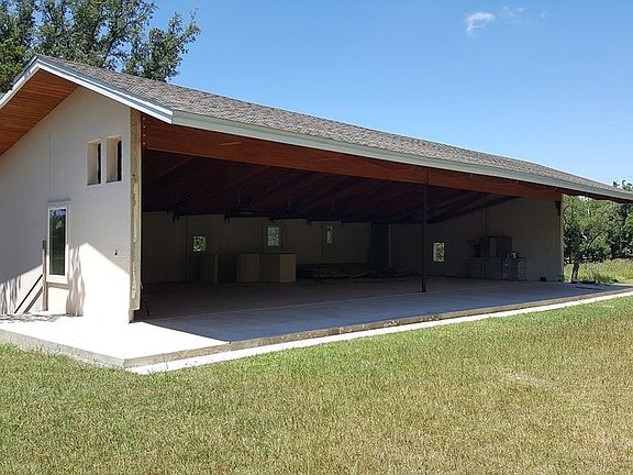 2nd image of 311 West Ln