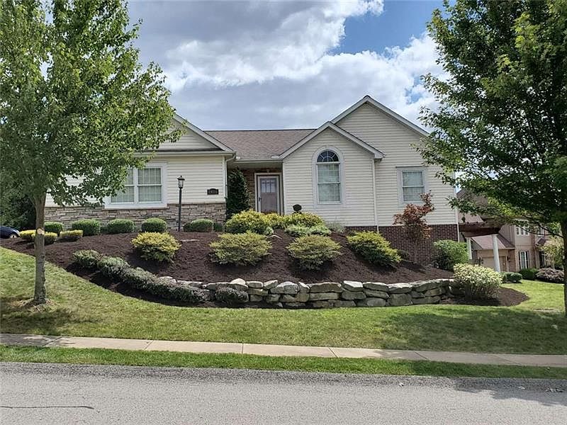 1st image of 2426 Wheatland Cir