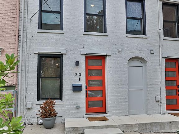 2nd image of 1310-1312 Broadway St