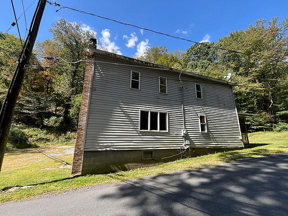 3rd image of 39 Bressler Rd