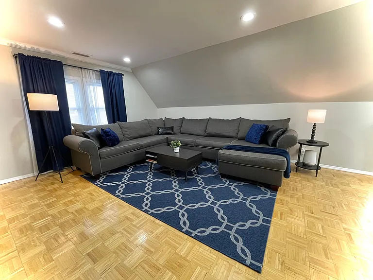 135 W 30th St #3 — Photo 28