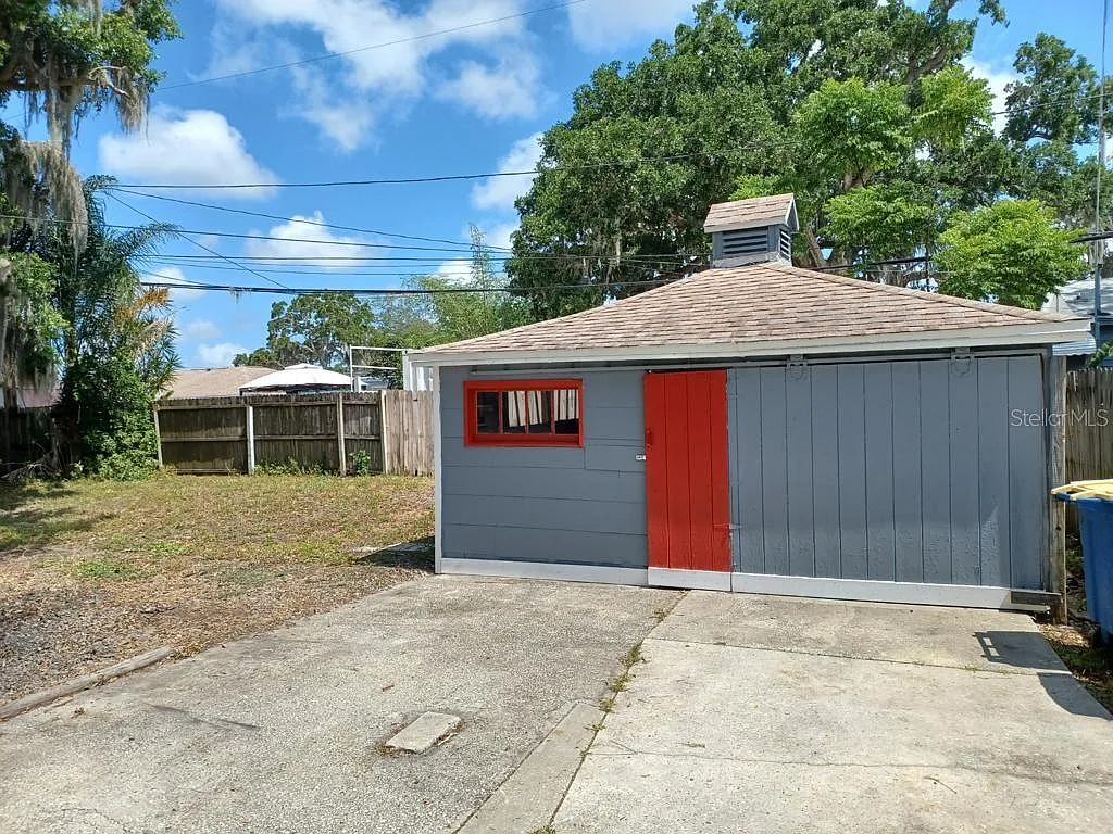 Building Photo - 1290 Idlewild Dr