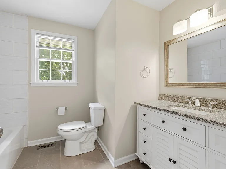 2614 Edge O Lake Dr — Photo 19