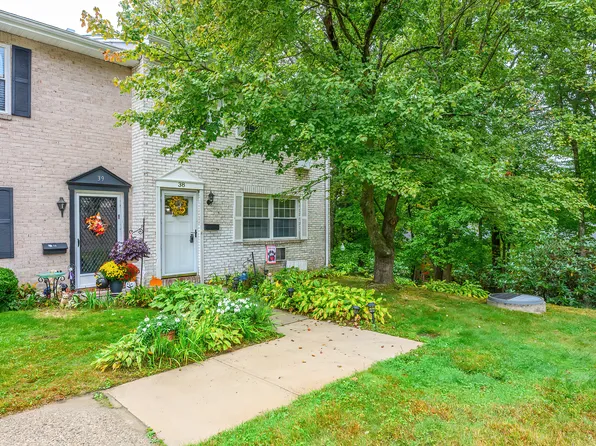 38 Surrey Lane #38, Torrington, CT 06790