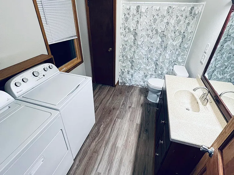 410 Wisconsin St — Photo 10