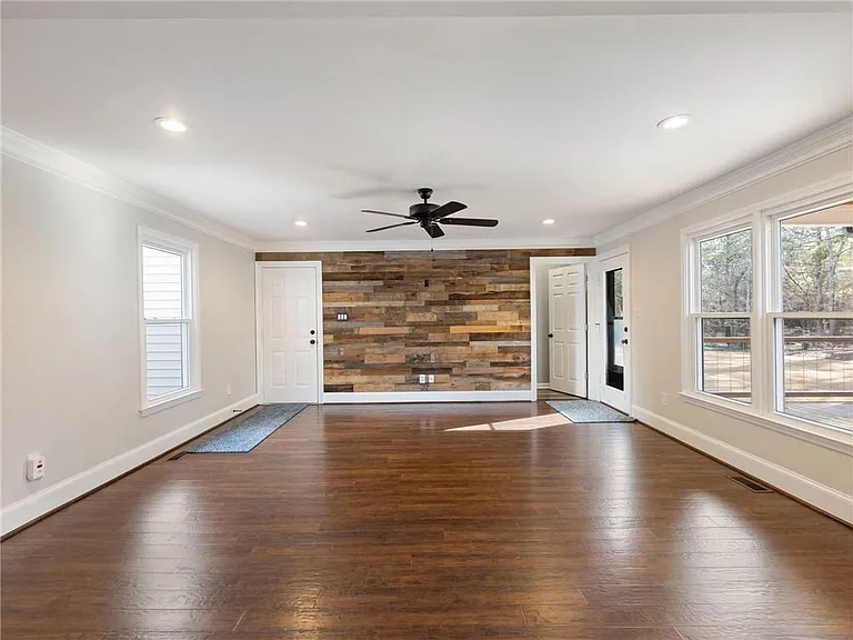 3965 Hamilton View Way — Photo 17