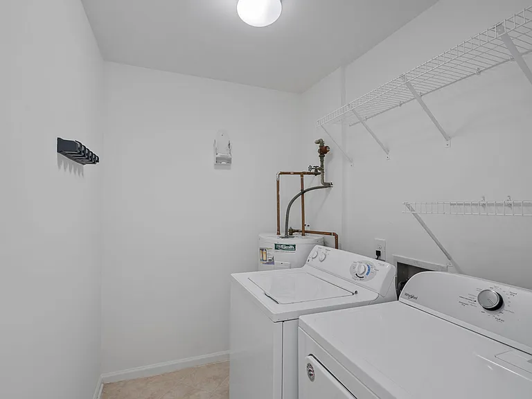 3302 Selwyn Farms Ln #9 — Photo 15