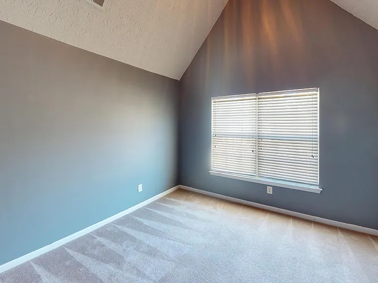 620 Blueangel Dr — Photo 15